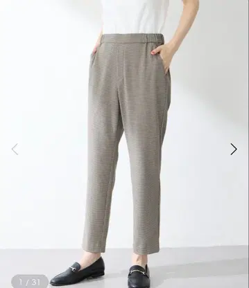 Petit Honfleur 스고라쿠 테이퍼드 팬츠 M 사이즈