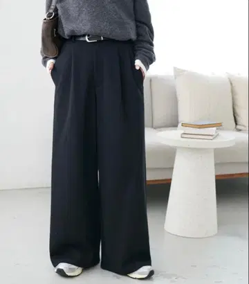 [ 새상품 ] DISCOAT 깔끔한 맨투맨 라이크 팬츠 블랙 L