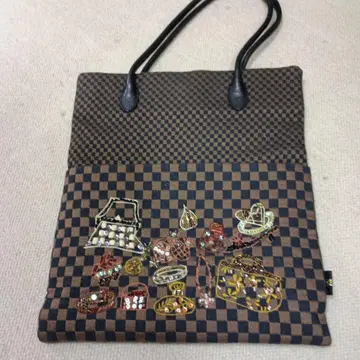 싱크비 체크 무늬 자수 토트백