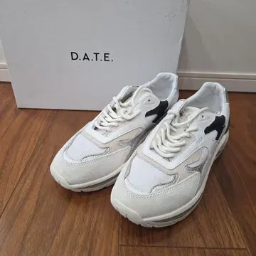 새상품 D.A.T.E 스니커즈 FUGA