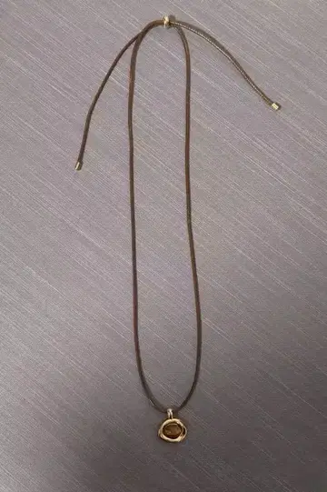 골드 펜던트 목걸이 조정 가능