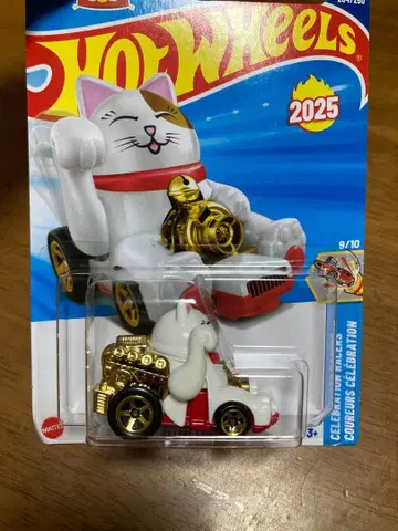 626 마네키네코 Hot Wheels FELINE FANTASY 2025
