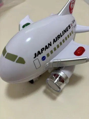 JAPAN AIRLINES 움직이는 완구