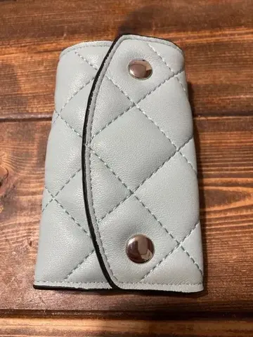 민트 그린 키케이스 퀼팅