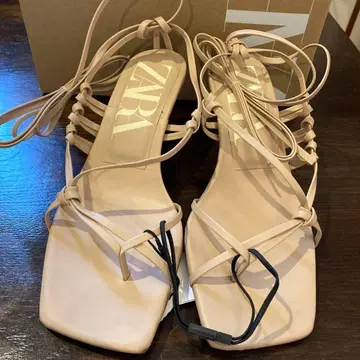 TC131-2 코 23cm ZARA 뮬 힐 레이스업 샌들