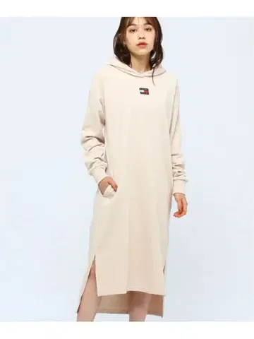 TOMMY JEANS 맨투맨 원피스 (얼룩 있음)