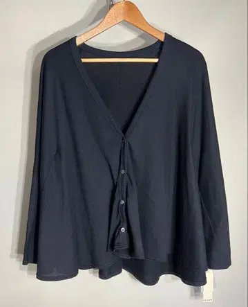 미사용품 LA SUD 블랙 가디건 긴팔