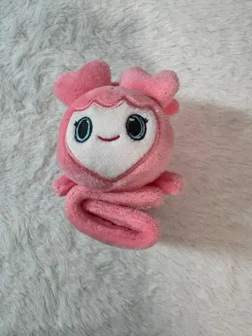 MISAMO TWICE 모브리 모모 백 홀더