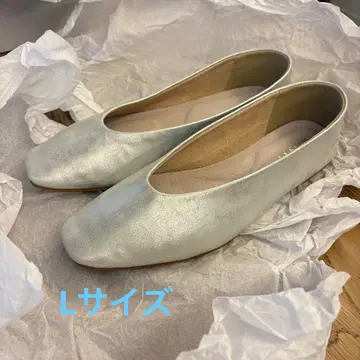 [ L 사이즈 ] 실버 플랫 펌프스 lepsim