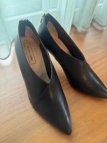 오데트 드 오데일 지퍼 블랙 하이힐 펌프스 (시착만 한 상품) 23