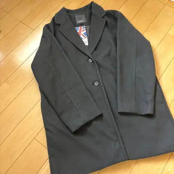 HK WORKS LONDON 블랙 체스터 코트