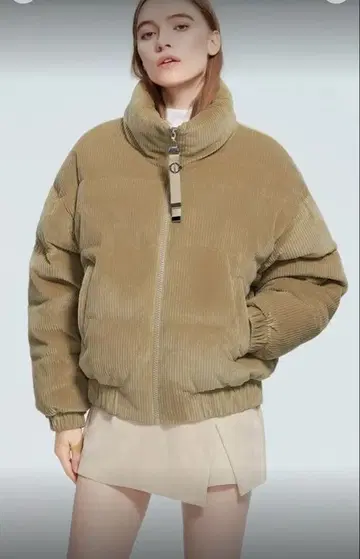 새상품급 충전솜 아우터 M