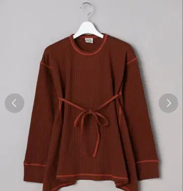 Baserange SHAW PUNICA LONGSLEEVE