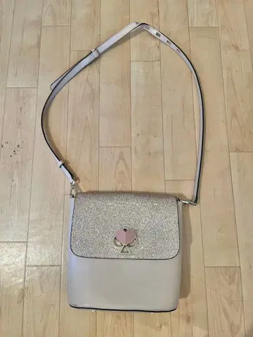 케이트 스페이드 니콜라