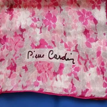 피에르 가르뎅 꽃무늬 스카프