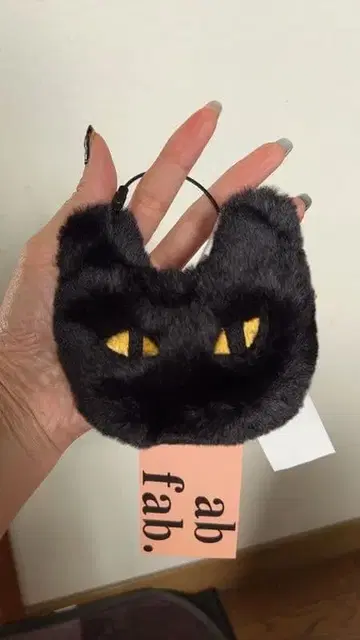 검은 고양이 귀 키링