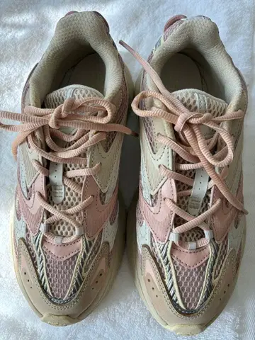 LACOSTE 여성용 스니커즈 UK 5.5