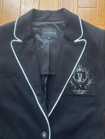 새상품급 VALENZA 44 자켓