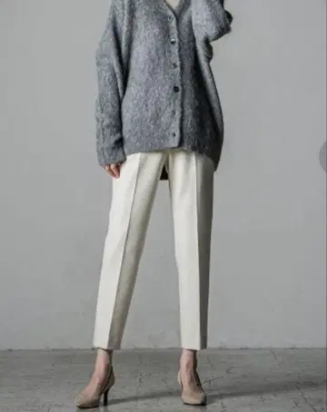 la.f - 슬림 레그 턱 테이퍼드 팬츠 허리 밴딩 이지 팬츠