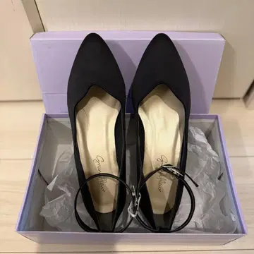 [ 미사용 택 포함 ] 블랙 스틸레토 펌프스