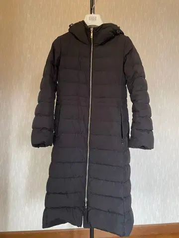 UNTITLED 롱 다운 자켓 블랙