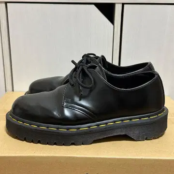 닥터마틴 3홀 UK3 BEX