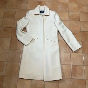 M-premier 화이트 롱 코트 사이즈 34