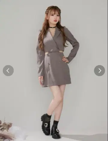 EATME 2way 컷 아웃 테일러드 원피스