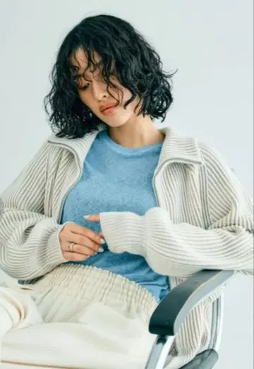 LEPSIM 7 게이지 배색 리브 ZIP 가디건 아이보리