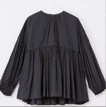 새상품급 MilaOwen 프렌치 린넨 혼방 개더 튜닉 페플럼 상의