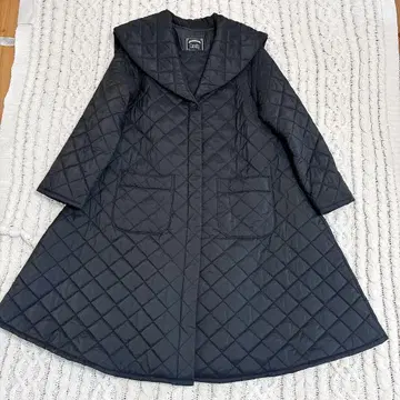 캔디 스트리퍼 퀼팅 롱 코트