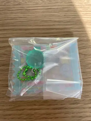 구미 츄아참 키키 스트랩 GUMMY