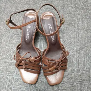 브라운 스트랩 샌들 23.5cm