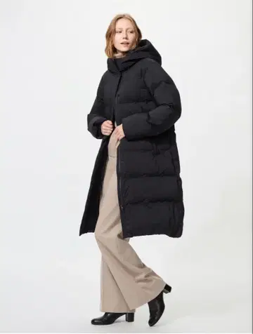 유니클로 심리스 다운 롱 코트 XL