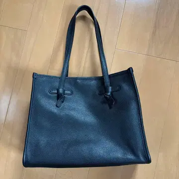 GIANNI CHIARINI 블랙 가죽 토트백 마르첼라
