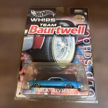 BUICK RIVIERA WHIPS TEAM BAURTWELL