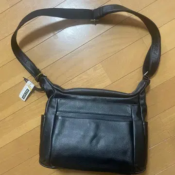 블랙 소가죽 숄더백