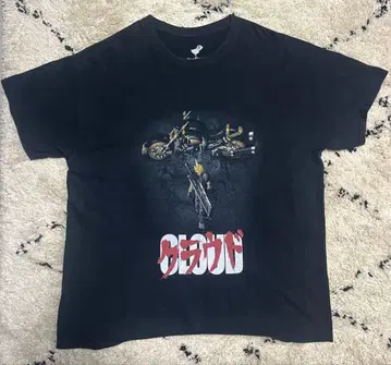 클라우드 AKIRA 패러디 셔츠