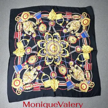 Monique Valery 모니크 발레리 실크 100% 장식 스카프