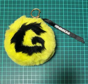 GENERATIONS 퍼 키링