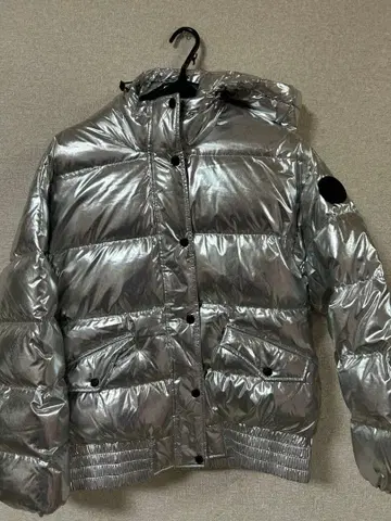 GAP 실버 후드 부착 다운 자켓