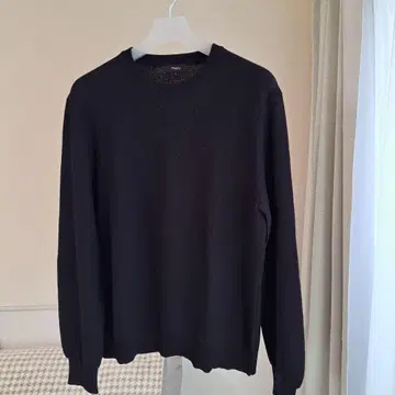 Theory 블랙 니트 M 사이즈