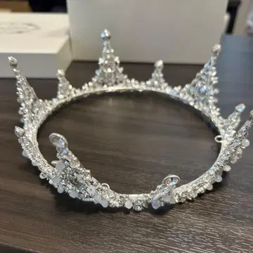 LoveTiara. 스텔라 크라운