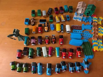 캡슐 토마스 모음 50점 이상