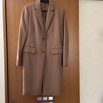 유니클로 베이지 싱글 버튼 체스터 코트