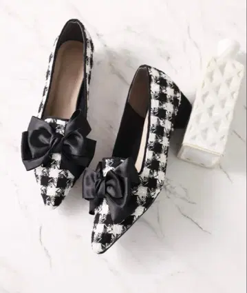 VIVIAN 스틸레토 리본 펌프스