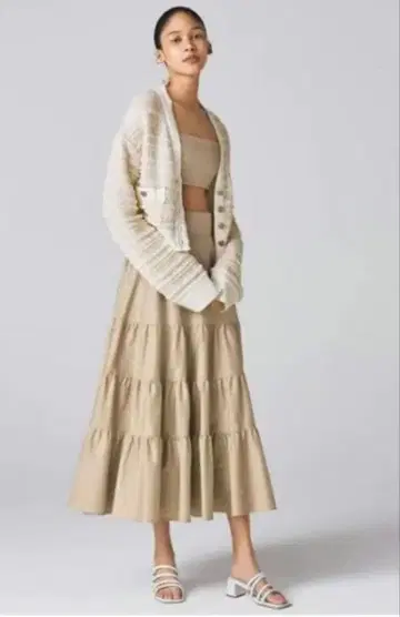 새상품급 디어 하나비 스커트 토프 티어드 플레어 스커트 베이지