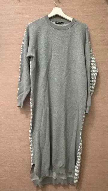 Hysteric Glamour 로고 프린트 니트 원피스 그레이
