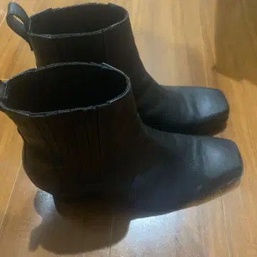 블랙 사이드 고어 부츠 중간 힐