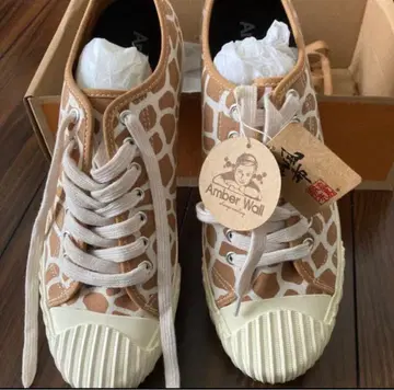 Amber Wall 기린 패턴 스니커즈 26.5cm